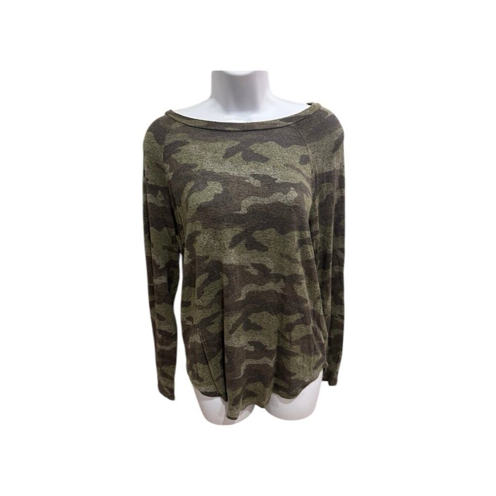 American Eagle Soft and Sexy Plush Camouflage Sweater Sz XS Oversized